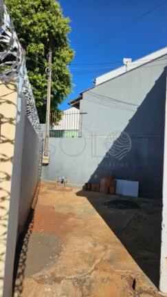 Imagem Casa com 3 Quartos à Venda, 132 m² em Parque Laranjeiras - Araraquara Imagem Casa com 3 Quartos à Venda, 132 m² em Parque Laranjeiras - Araraquara