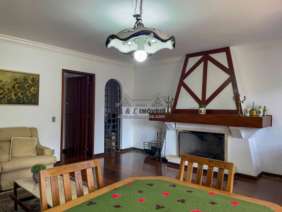 Imagem Casa com 4 Quartos à Venda, 315 m² em Vila Capivari - Campos Do Jordão
