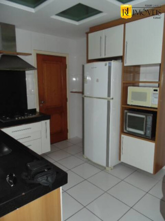 Imagem Apartamento com 3 Quartos à Venda, 140 m² em Algodoal - Cabo Frio