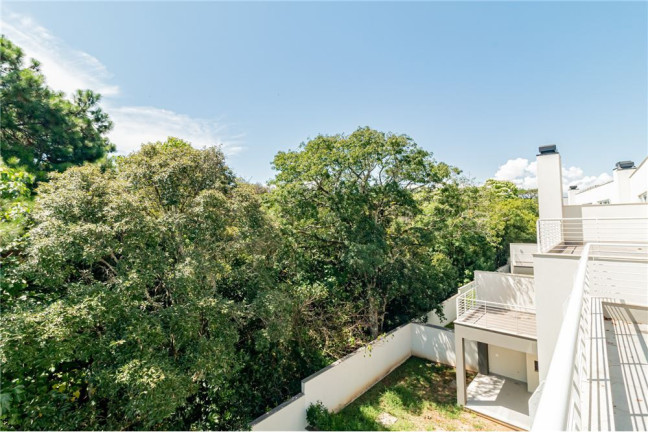 Imagem Casa com 3 Quartos à Venda, 438 m² em Pedra Redonda - Porto Alegre