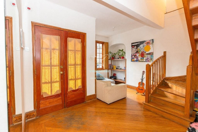 Imagem Casa com 4 Quartos à Venda, 200 m² em Higienópolis - São Paulo Imagem Casa com 4 Quartos à Venda, 200 m² em Higienópolis - São Paulo