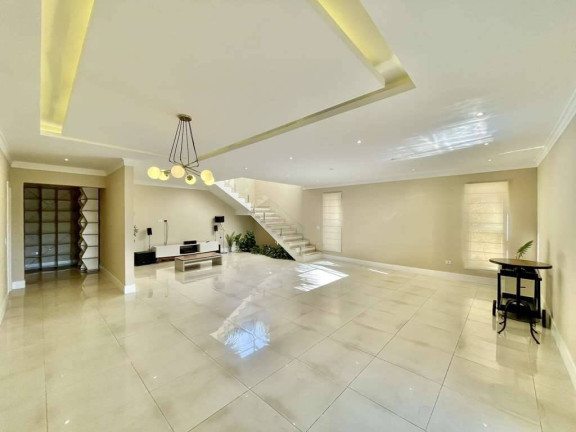 Imagem Casa com 3 Quartos à Venda, 280 m² em Pitas - Cotia