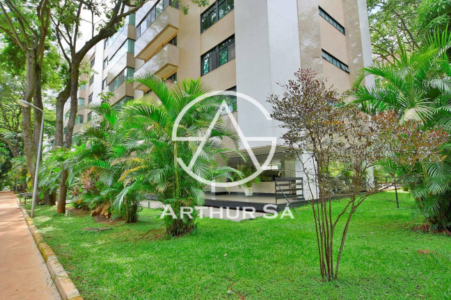Imagem Apartamento com 3 Quartos à Venda, 168 m² em Asa Norte - Brasília Imagem Apartamento com 3 Quartos à Venda, 168 m² em Asa Norte - Brasília