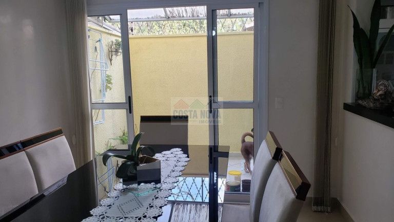 Imagem Casa com 3 Quartos à Venda, 208 m² em Horto Florestal - São Paulo Imagem Casa com 3 Quartos à Venda, 208 m² em Horto Florestal - São Paulo
