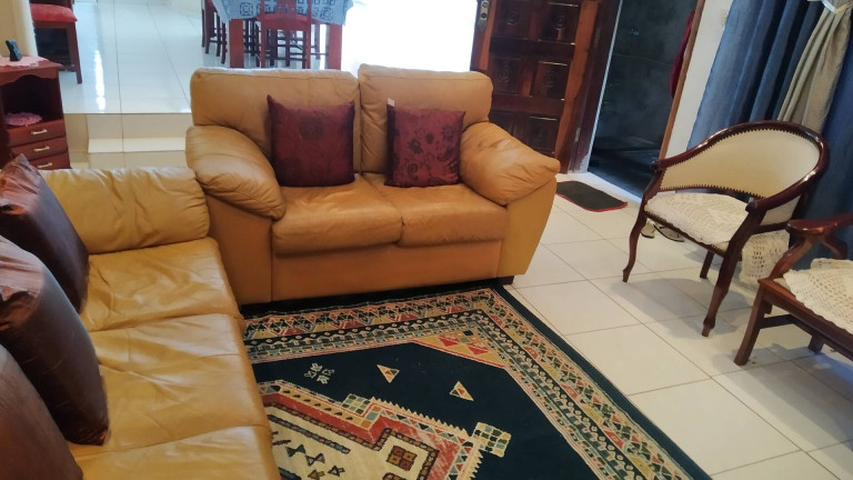 Imagem Casa com 5 Quartos à Venda,  em Eldorado - Diadema