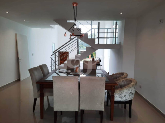 Imagem Casa de Condomínio com 3 Quartos à Venda, 216 m² em Alphaville - Santana De Parnaíba Imagem Casa de Condomínio com 3 Quartos à Venda, 216 m² em Alphaville - Santana De Parnaíba