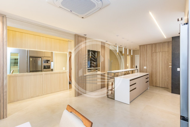 Imagem Apartamento com 3 Quartos à Venda, 127 m² em Pioneiros - Balneário Camboriú Imagem Apartamento com 3 Quartos à Venda, 127 m² em Pioneiros - Balneário Camboriú
