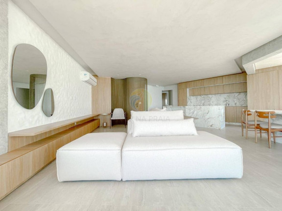 Imagem Apartamento com 3 Quartos à Venda, 157 m² em Centro - Balneário Camboriú Imagem Apartamento com 3 Quartos à Venda, 157 m² em Centro - Balneário Camboriú