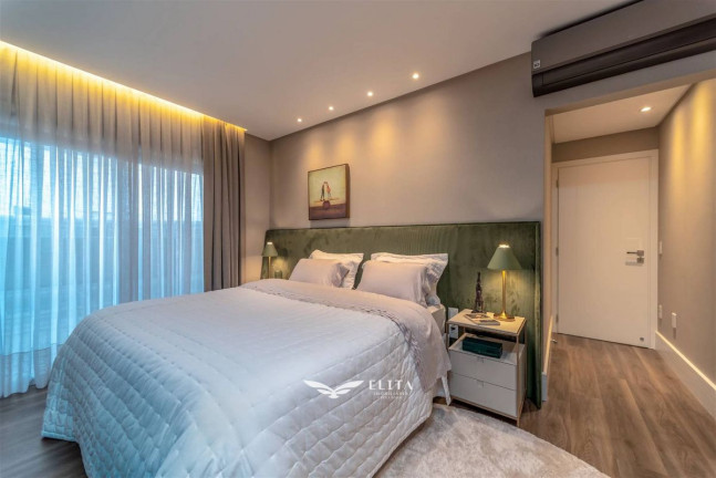 Imagem Apartamento com 4 Quartos à Venda, 238 m² em Centro - Balneário Camboriú Imagem Apartamento com 4 Quartos à Venda, 238 m² em Centro - Balneário Camboriú