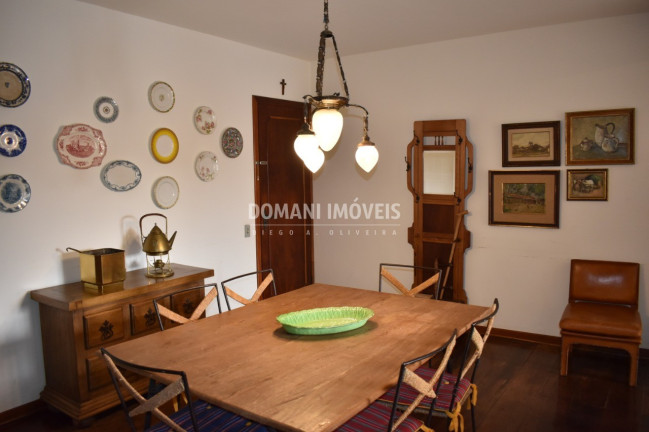Imagem Imóvel com 3 Quartos à Venda, 132 m² em Região De Capivari - Campos Do Jordão Imagem Imóvel com 3 Quartos à Venda, 132 m² em Região De Capivari - Campos Do Jordão