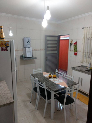 Imagem Casa com 2 Quartos à Venda, 125 m² em Tulipas - Jundiaí