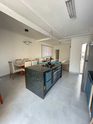Imagem Casa com 3 Quartos à Venda, 103 m² em Guilhermina - Praia Grande