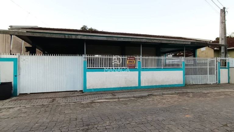 Sala Comercial à Venda, 405 m² em Centro - Barra Velha