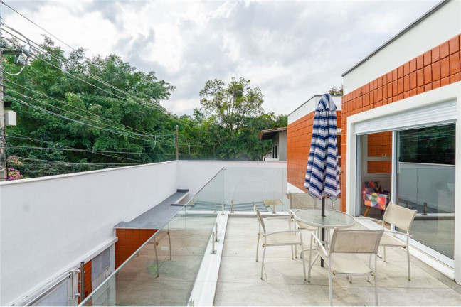Imagem Casa com 3 Quartos à Venda, em Morumbi - São Paulo Imagem Casa com 3 Quartos à Venda, em Morumbi - São Paulo