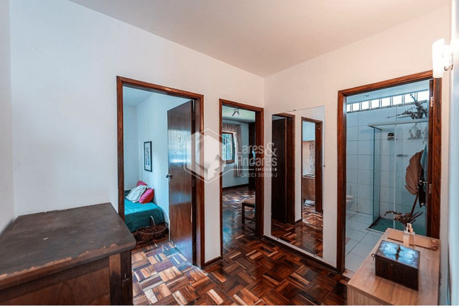 Imagem Casa com 5 Quartos à Venda, 259 m² em Jardim Marajoara - São Paulo Imagem Casa com 5 Quartos à Venda, 259 m² em Jardim Marajoara - São Paulo
