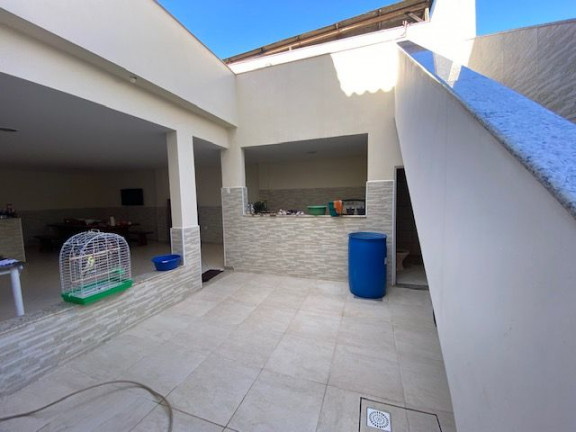 Imagem Sobrado com 3 Quartos à Venda, 630 m² em Olaria - Vila Velha Imagem Sobrado com 3 Quartos à Venda, 630 m² em Olaria - Vila Velha