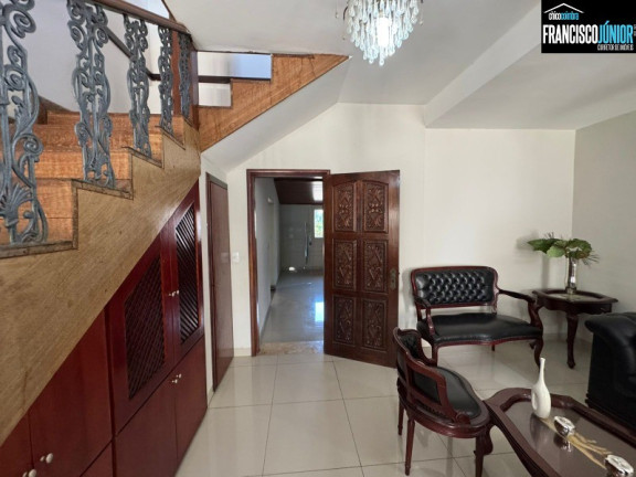 Imagem Casa com 4 Quartos à Venda, 390 m² em Setor Coimbra - Goiânia