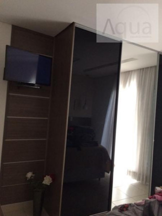 Imagem Casa com 3 Quartos à Venda, 125 m² em Jardim Tremembé - São Paulo Imagem Casa com 3 Quartos à Venda, 125 m² em Jardim Tremembé - São Paulo