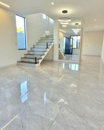 Imagem Casa com 3 Quartos à Venda, 130 m² em Villas Do Jaguari - Santana De Parnaíba Imagem Casa com 3 Quartos à Venda, 130 m² em Villas Do Jaguari - Santana De Parnaíba