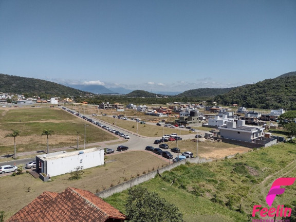 Imagem Casa com 3 Quartos à Venda, 197 m² em Rio Tavares - Florianópolis