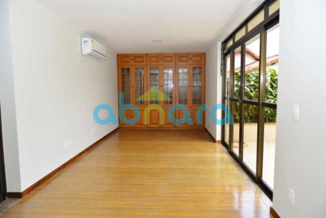 Imagem Casa de Condomínio com 5 Quartos à Venda, 1.460 m² em Gávea - Rio De Janeiro