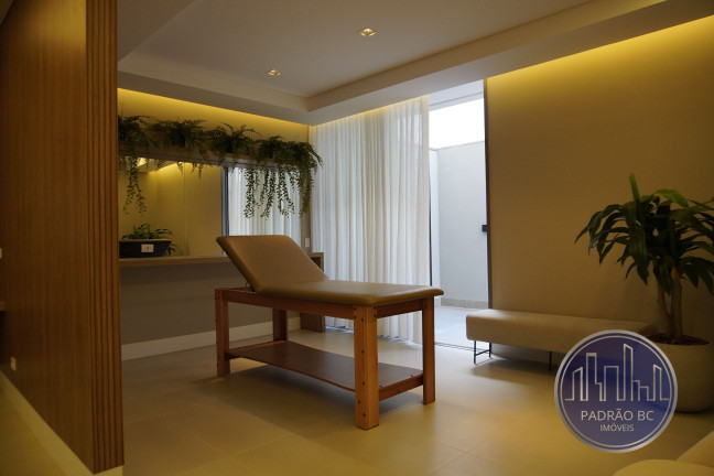 Imagem Apartamento com 3 Quartos à Venda, 147 m² em Hugo Lange - Curitiba