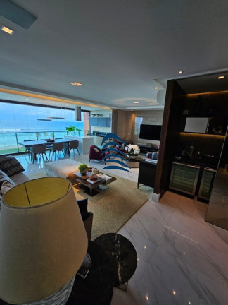 Imagem Imóvel com 4 Quartos à Venda, 242 m² em Jaguaribe - Salvador