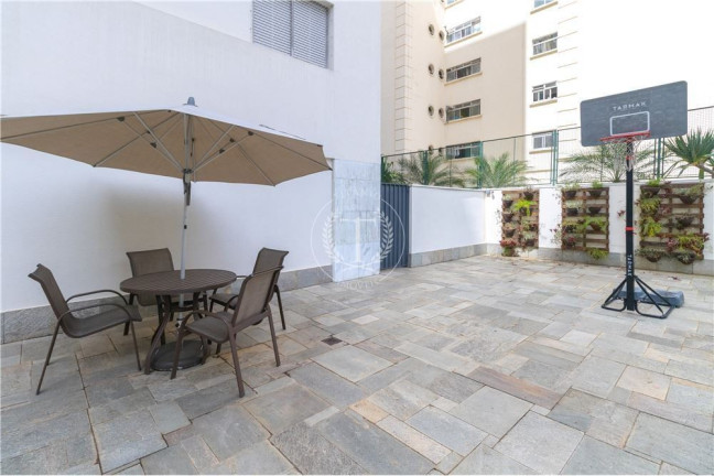 Imagem Apartamento com 2 Quartos à Venda, 104 m² em Moema - São Paulo