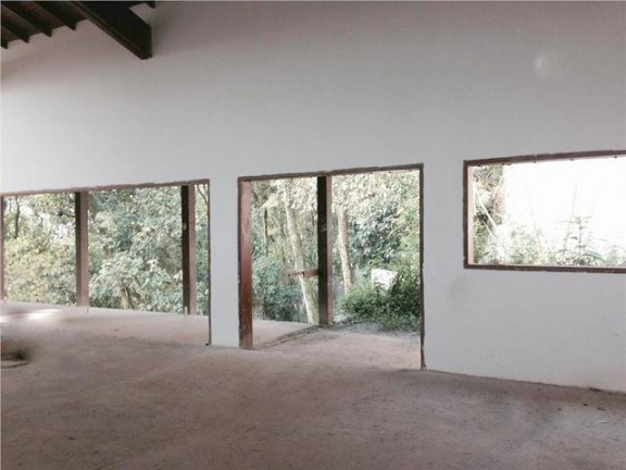 Imagem Casa com 4 Quartos à Venda, 900 m² em Parque Primavera - Carapicuíba Imagem Casa com 4 Quartos à Venda, 900 m² em Parque Primavera - Carapicuíba