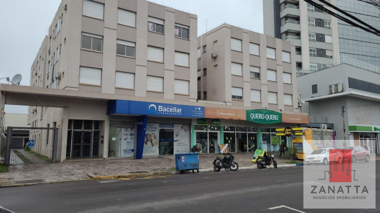 Kitnet com 1 Quarto à Venda, 45 m² em Centro - Esteio