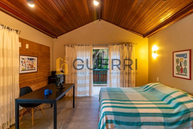 Imagem Casa com 5 Quartos à Venda, 2.072 m² em Park Way - Brasília Imagem Casa com 5 Quartos à Venda, 2.072 m² em Park Way - Brasília