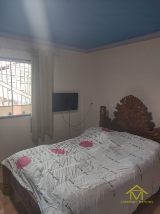 Imagem Casa com 4 Quartos à Venda, 250 m² em Rio Marinho - Vila Velha