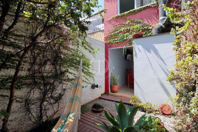 Imagem Casa com 3 Quartos à Venda, 149 m² em Jardim Taquaral - São Paulo