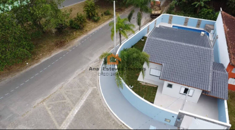Casa com 3 Quartos à Venda, 304 m² em Jd. Jamaica - Itanhaém