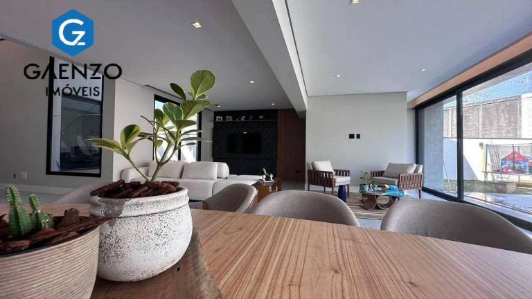 Imagem Casa de Condomínio com 4 Quartos à Venda, 380 m² em Alphaville - Santana De Parnaíba Imagem Casa de Condomínio com 4 Quartos à Venda, 380 m² em Alphaville - Santana De Parnaíba