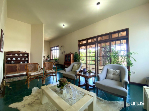 Imagem Casa com 5 Quartos à Venda,  em Trindade - Florianópolis