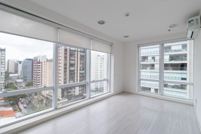 Ponto Comercial à Venda, 64 m² em Indianópolis - São Paulo