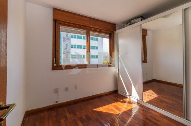 Imagem Imóvel com 2 Quartos à Venda, 146 m² em Santana - Porto Alegre