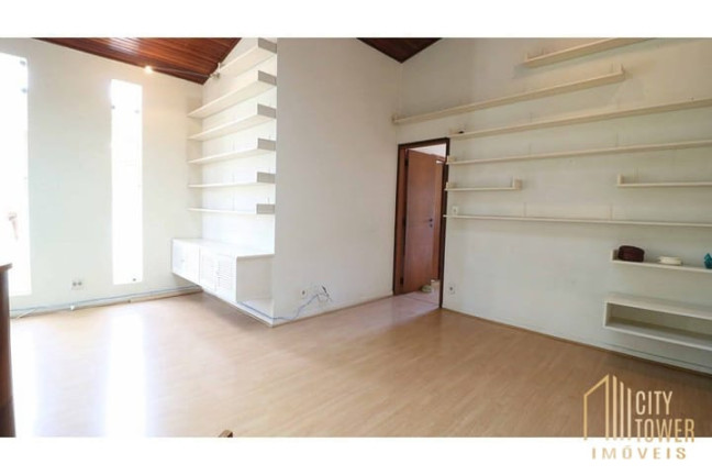 Imagem Casa com 3 Quartos à Venda, 216 m² em Jardim Paulista - São Paulo Imagem Casa com 3 Quartos à Venda, 216 m² em Jardim Paulista - São Paulo