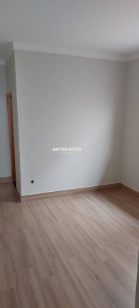 Imagem Casa com 2 Quartos à Venda, 65 m²