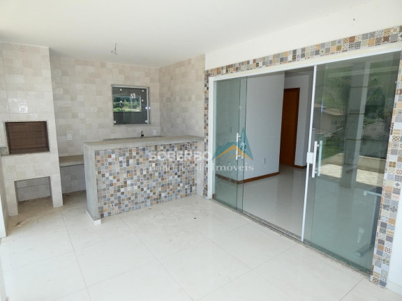 Imagem Casa com 4 Quartos à Venda, 400 m² em Vargem Grande - Teresópolis