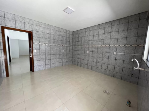 Casa com 5 Quartos à Venda, 270 m² em Setor Comercial - Sinop