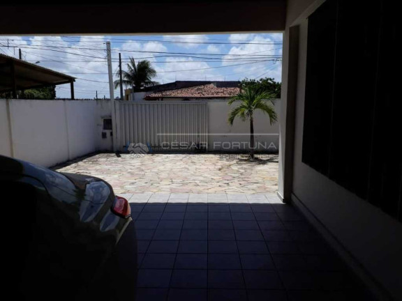 Imagem Casa com 4 Quartos à Venda, 480 m² em Ponta Negra - Natal