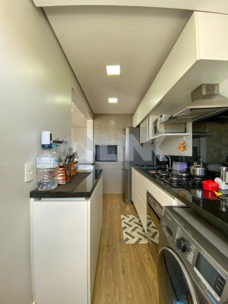 Imagem Apartamento com 3 Quartos à Venda, 72 m² em São João - Porto Alegre