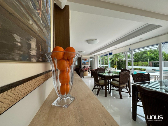 Imagem Casa com 5 Quartos à Venda, 600 m² em Jurerê Internacional - Florianópolis Imagem Casa com 5 Quartos à Venda, 600 m² em Jurerê Internacional - Florianópolis