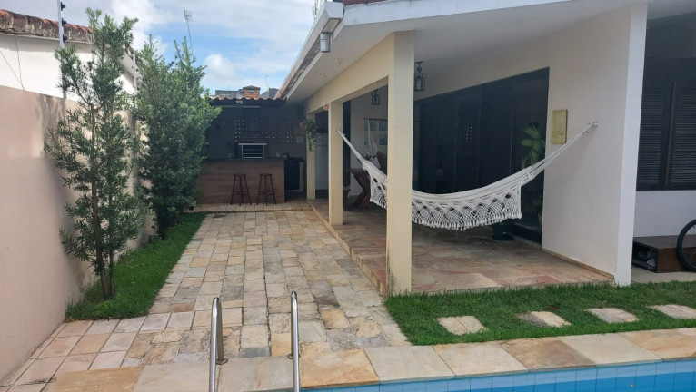 Imagem Casa com 4 Quartos à Venda, 239 m² em Piedade - Jaboatão Dos Guararapes