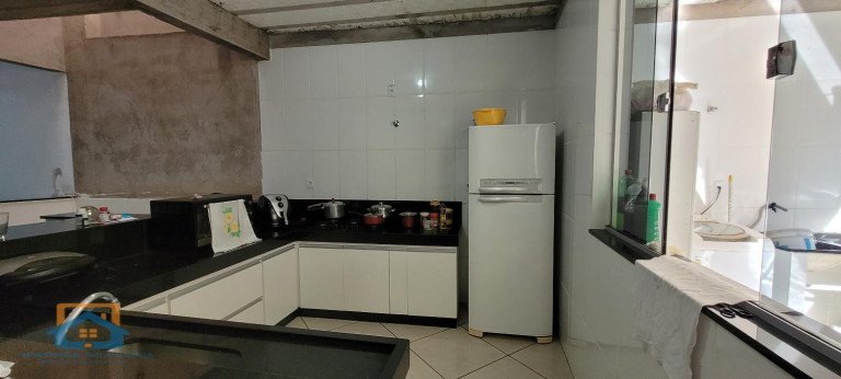 Imagem Casa com 3 Quartos à Venda, 220 m² em Ideal - Ipatinga