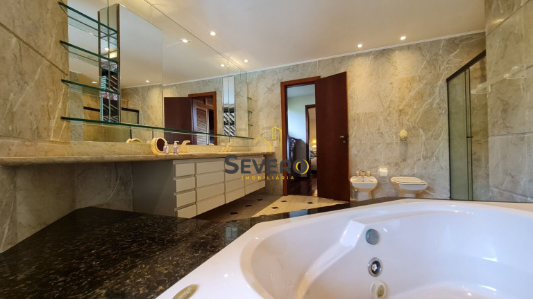 Imagem Casa com 8 Quartos à Venda, 650 m² em Itacoatiara - Niterói Imagem Casa com 8 Quartos à Venda, 650 m² em Itacoatiara - Niterói