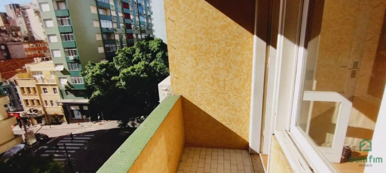 Apartamento com 3 Quartos à Venda, 110 m² em Centro Histórico - Porto Alegre