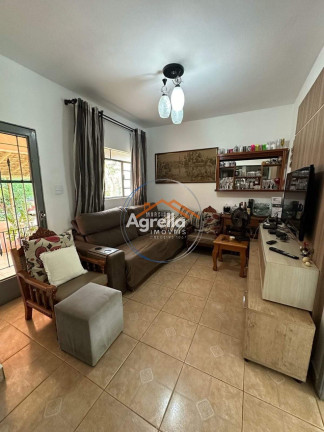 Imagem Imóvel com 2 Quartos à Venda, 150 m² em Chácaras Sol Nascente - Mogi Mirim Imagem Imóvel com 2 Quartos à Venda, 150 m² em Chácaras Sol Nascente - Mogi Mirim
